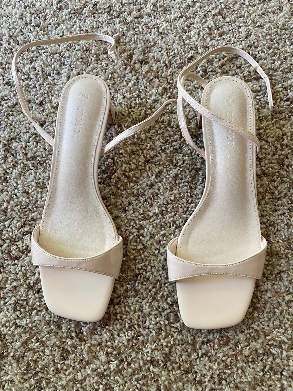 Coutgo low chunky heel
